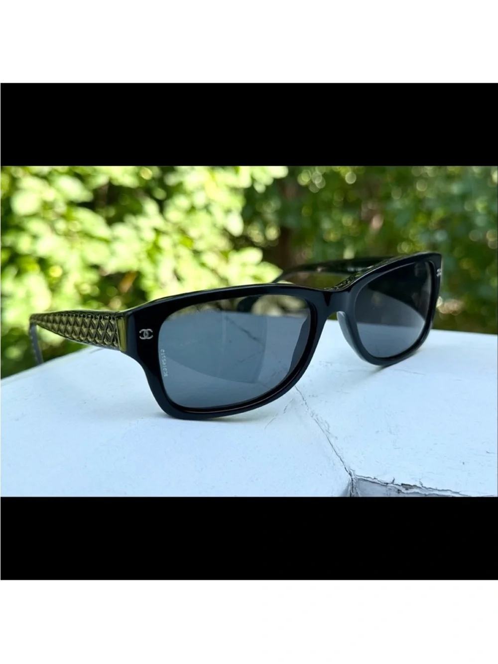 CHANEL Black Rectangular Logo Sunglasses - Black